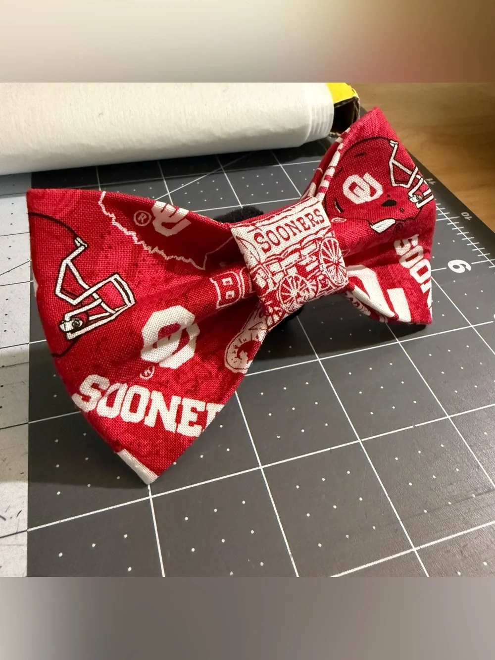 OU Pet Bowtie (large)